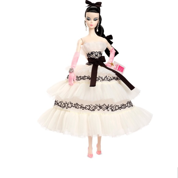 Barbie Other - Barbie 2025 Members Only Club BFMC SILKSTONE 4 Gilded Glamour Doll JBH66 NRFB